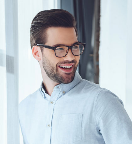 مانی امیری-مدیر تدارکات